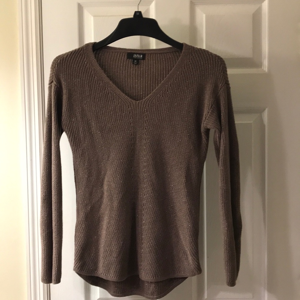 Brown/dark tan c-neck cozy sweater